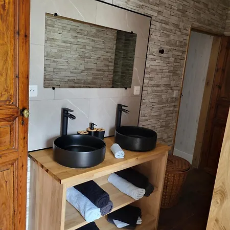 Reposant Et Depaysant * Lassur