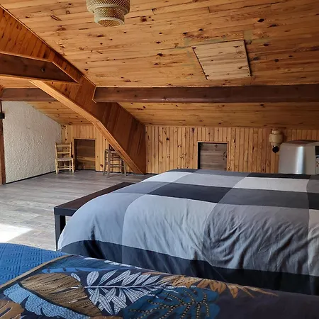 Reposant Et Depaysant * Lassur