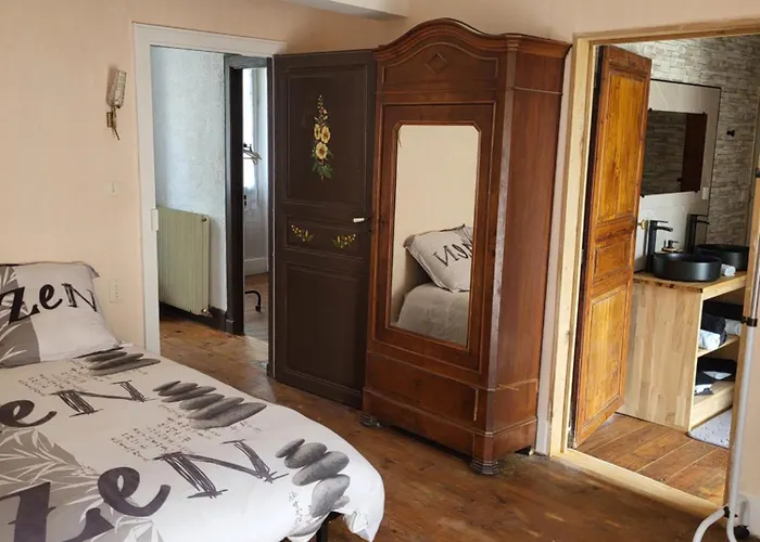 Reposant Et Depaysant Lassur